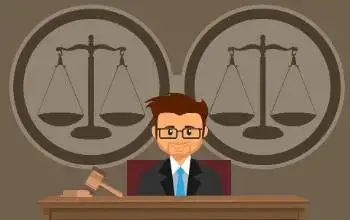 Dibujo de juez masculino sentado en escritorio con martillo de madera y dos logos de balanza de fondo