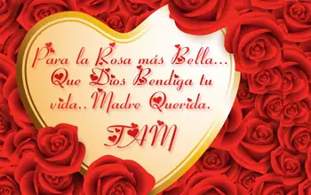 Dedicatoria del día de la madre en un corazón con letras rojas en un fondo de rosas rojas